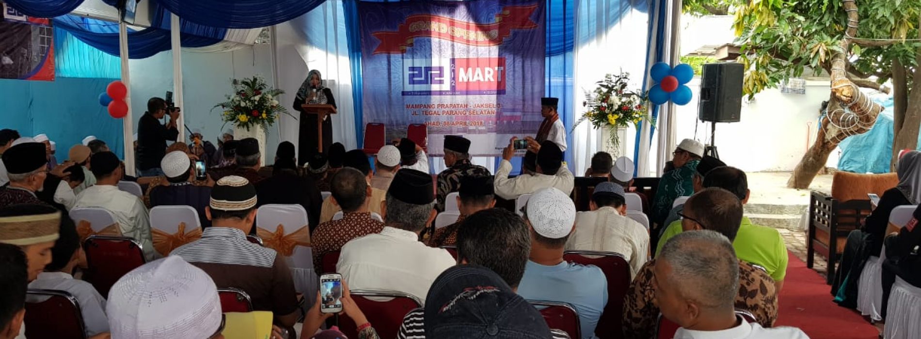 Fahira Idris Ucapkan Selamat Grand Opening Mini Market Berjamaah 212 Mart Ke 3 Di Tegal Parang Mampang Prapatan Jakarta Selatan Bang Japar Kebangkitan Jawara Dan Pengacara